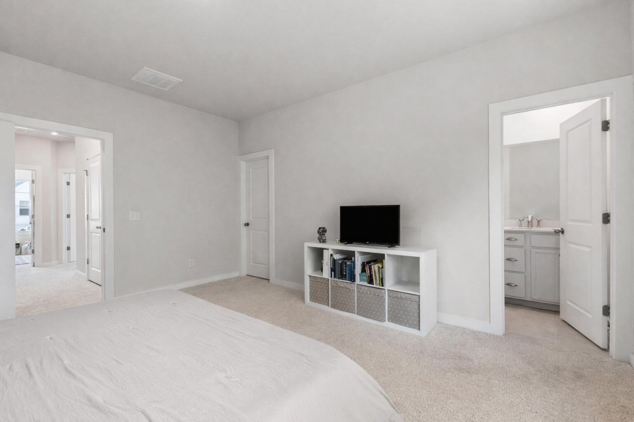 1040 Old Cypress Run Photo 26