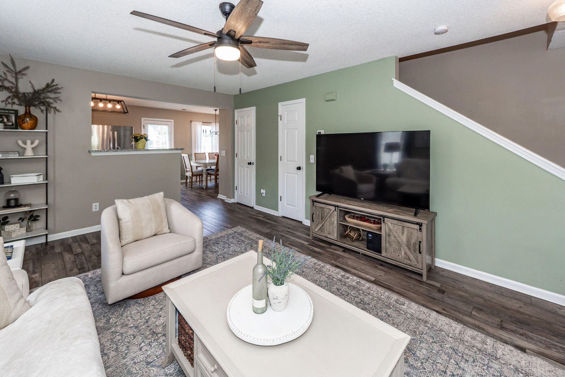 217 Dovetail Circle Photo 7