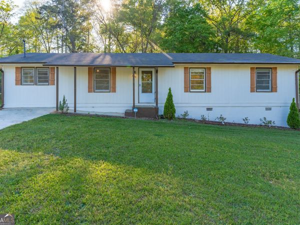 2290 Pinetree Lane NE, Conyers, GA 30012