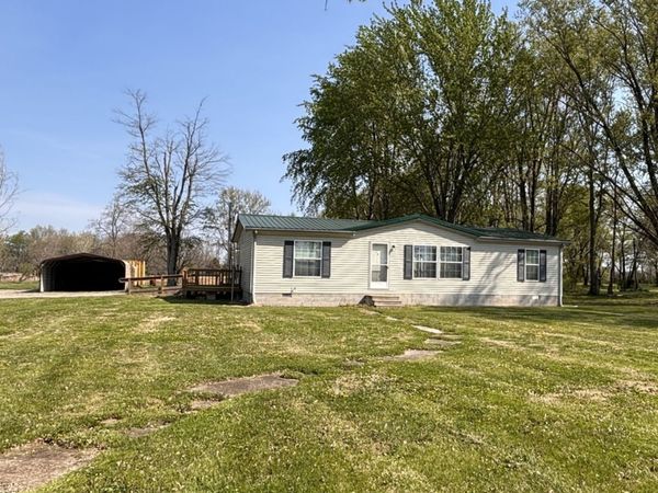 15662 E Nolan Road , Mt Vernon, IL 62864