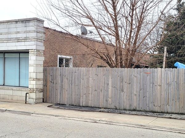 7341-43 W Irving Park Road , Chicago, IL 60634