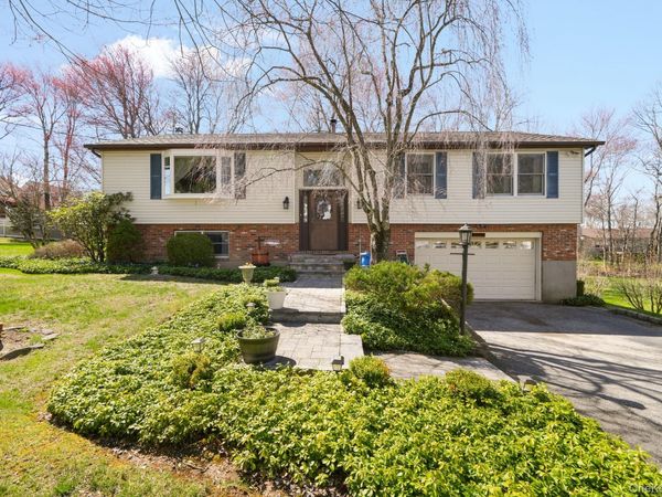 68 Meadow Sweet Road, Cortlandt Manor, NY 10567