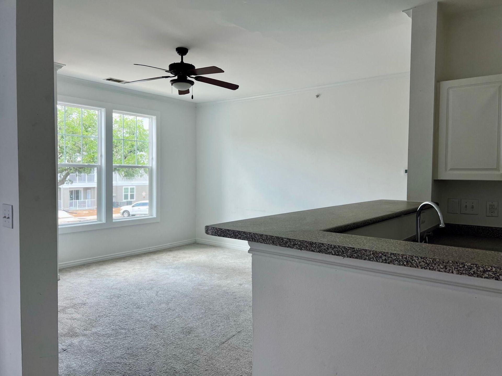 130 River Landing Drive Photo 7