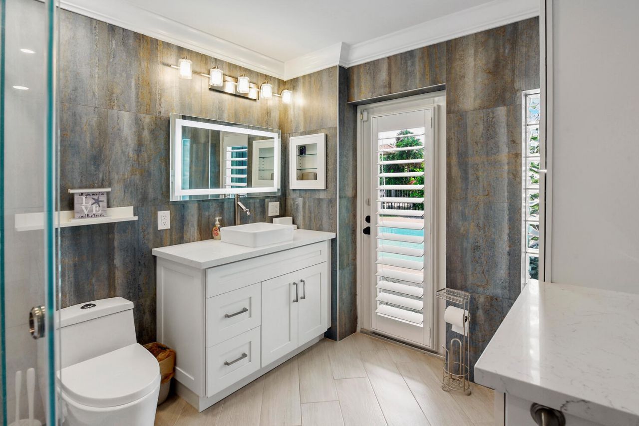 4030 NE 25th Avenue, Lighthouse Point, FL 33064 Photo