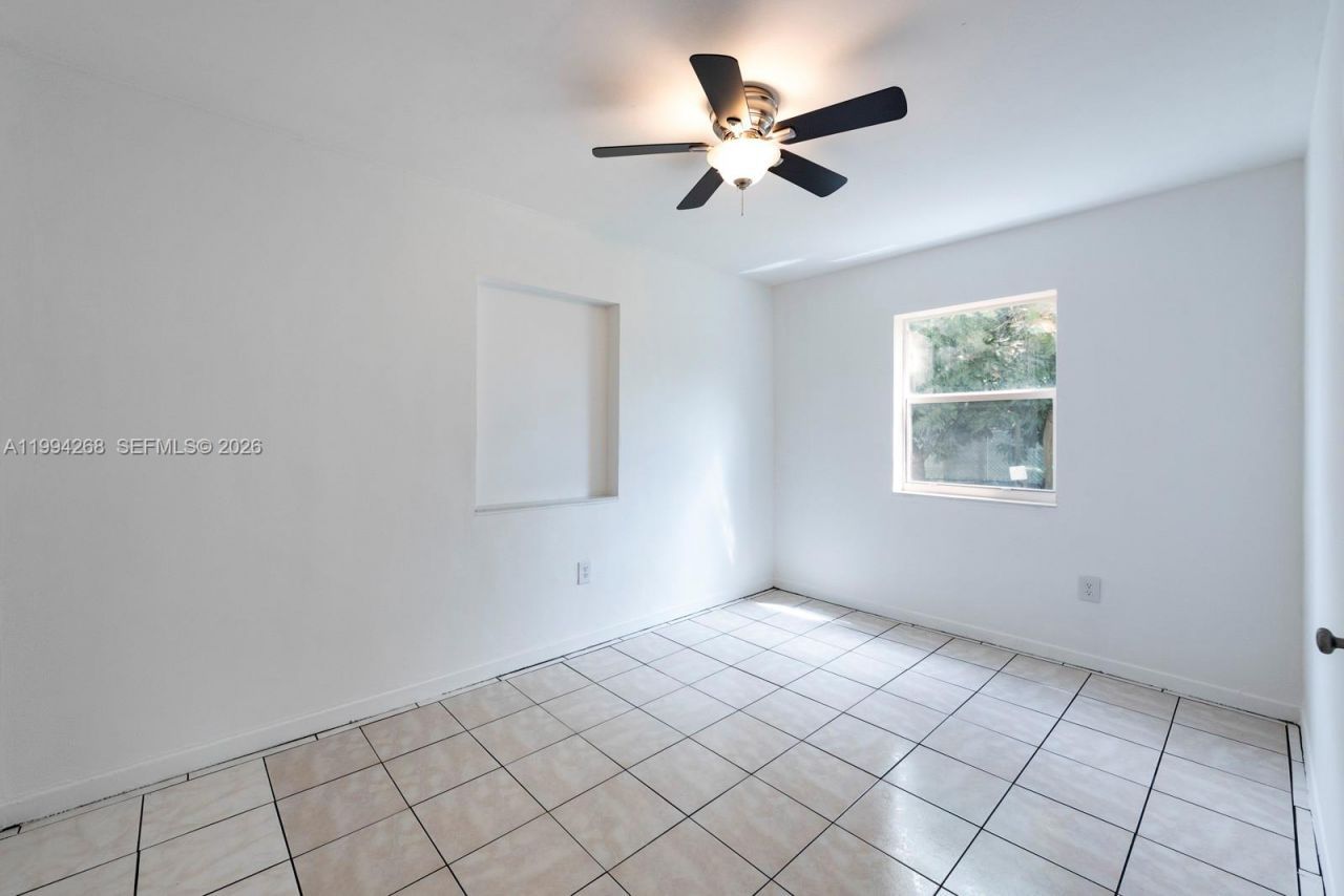 580 NW 189th Ter , Miami Gardens, FL 33169 Photo