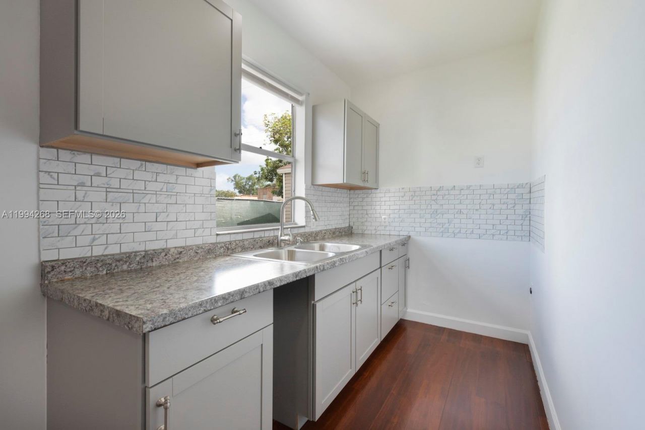 580 NW 189th Ter , Miami Gardens, FL 33169 Photo