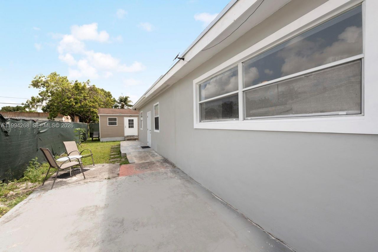 580 NW 189th Ter , Miami Gardens, FL 33169 Photo