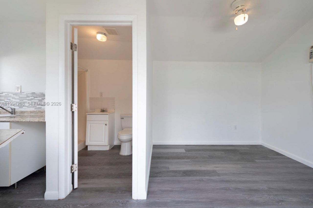 580 NW 189th Ter , Miami Gardens, FL 33169 Photo