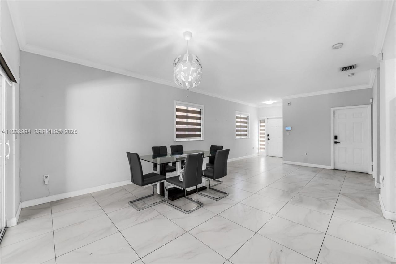 239 SE 31st Ter, Homestead, FL 33033 Photo