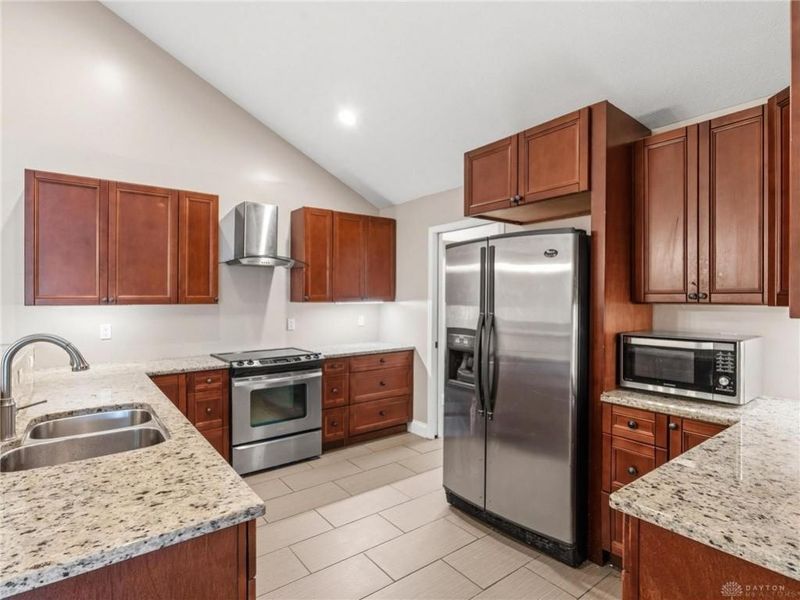 1500 Turnberry Village Drive, Washington Township, OH 45458 Photo 12