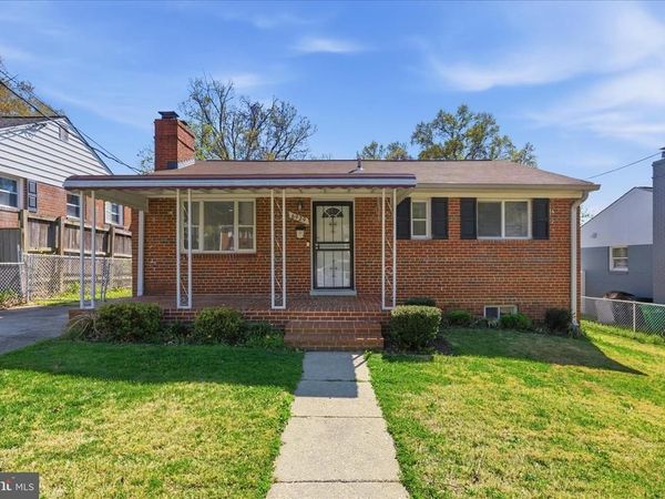 6929 DECATUR PLACE, HYATTSVILLE, MD 20784