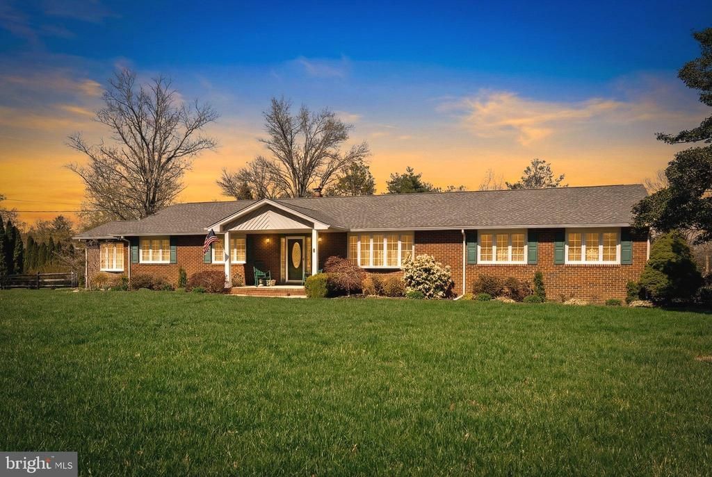 6 Stanley Drive, Robbinsville, NJ 08691 Main Photo