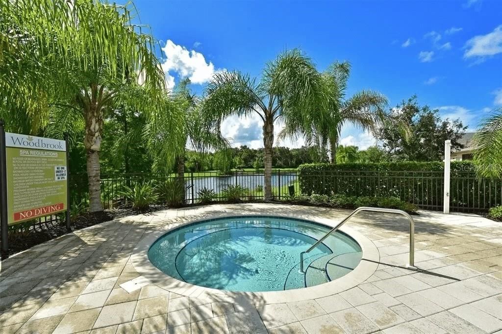 4815 Woodbrook Drive, Sarasota, FL 34243 Photo