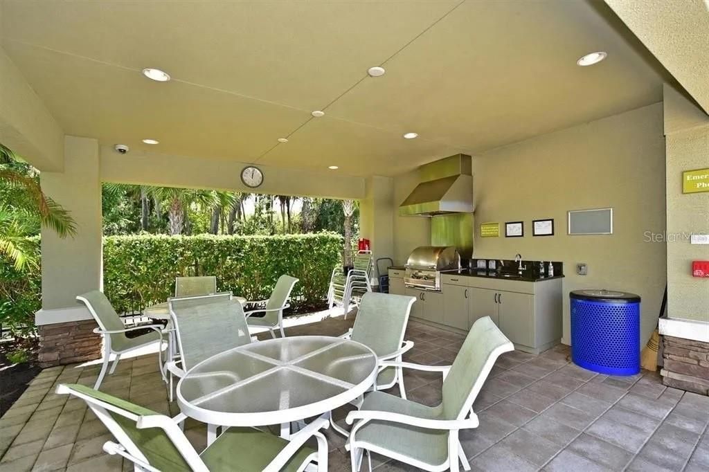 4815 Woodbrook Drive, Sarasota, FL 34243 Photo