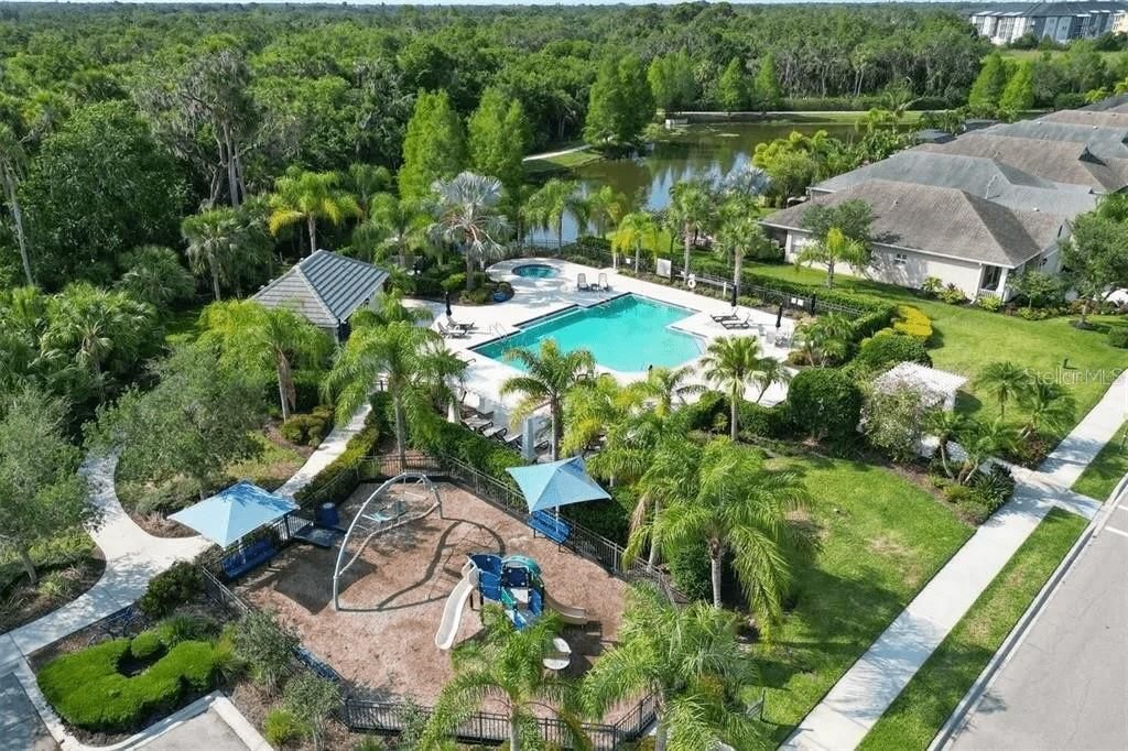 4815 Woodbrook Drive, Sarasota, FL 34243 Photo