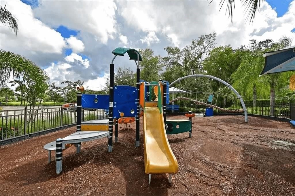 4815 Woodbrook Drive, Sarasota, FL 34243 Photo