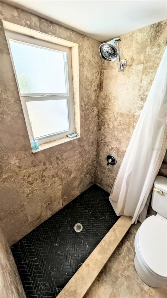 7477 Mariana Drive , Sarasota, FL 34231 Photo