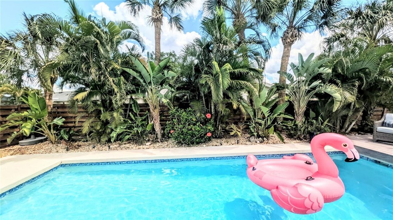 7477 Mariana Drive , Sarasota, FL 34231 Photo