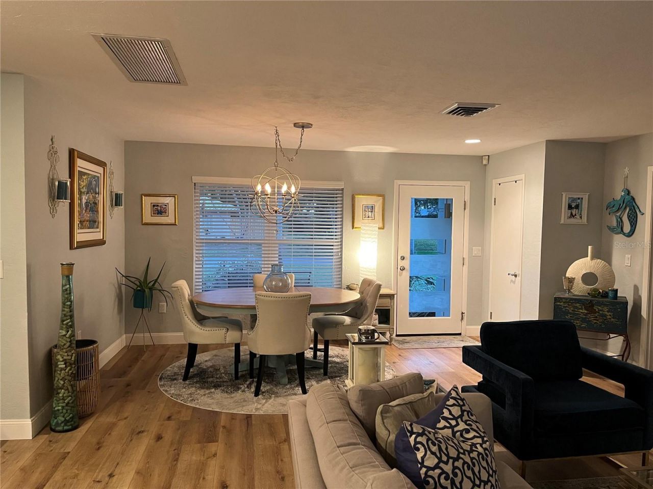 7477 Mariana Drive , Sarasota, FL 34231 Photo