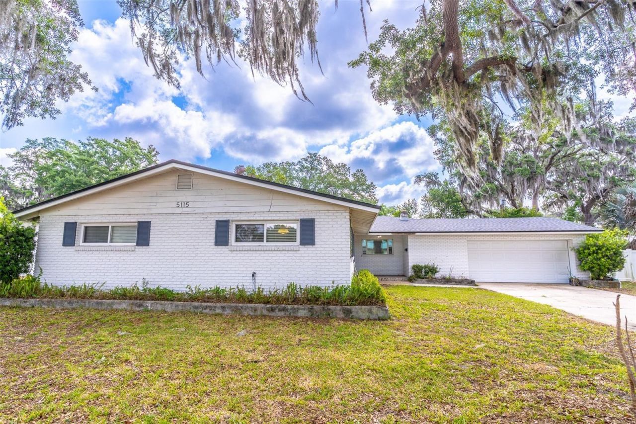 5115 Saint Germain Avenue, Belle Isle, FL 32812 Photo