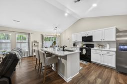 5252 Copley Circle photo 4