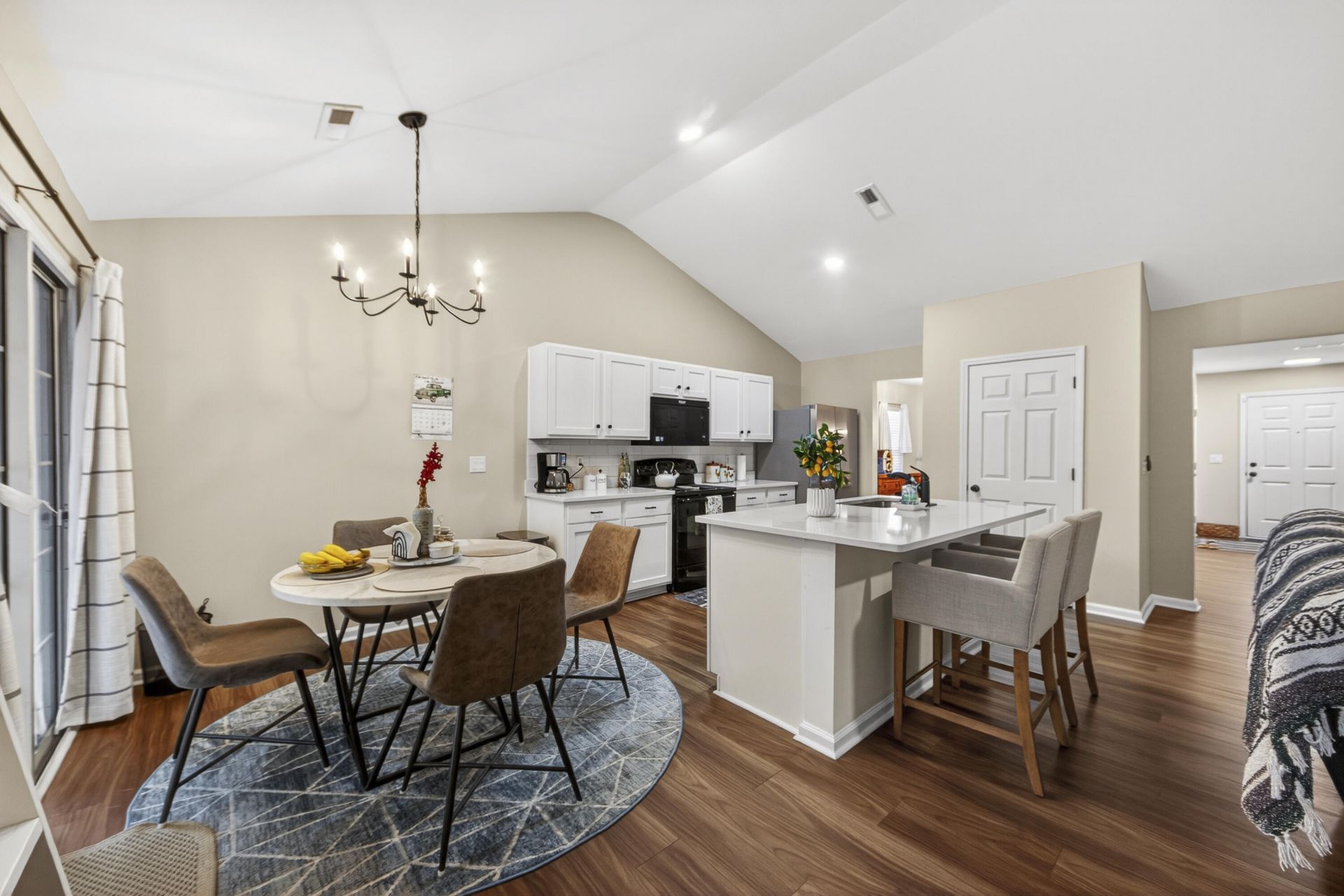 5252 Copley Circle Photo 20