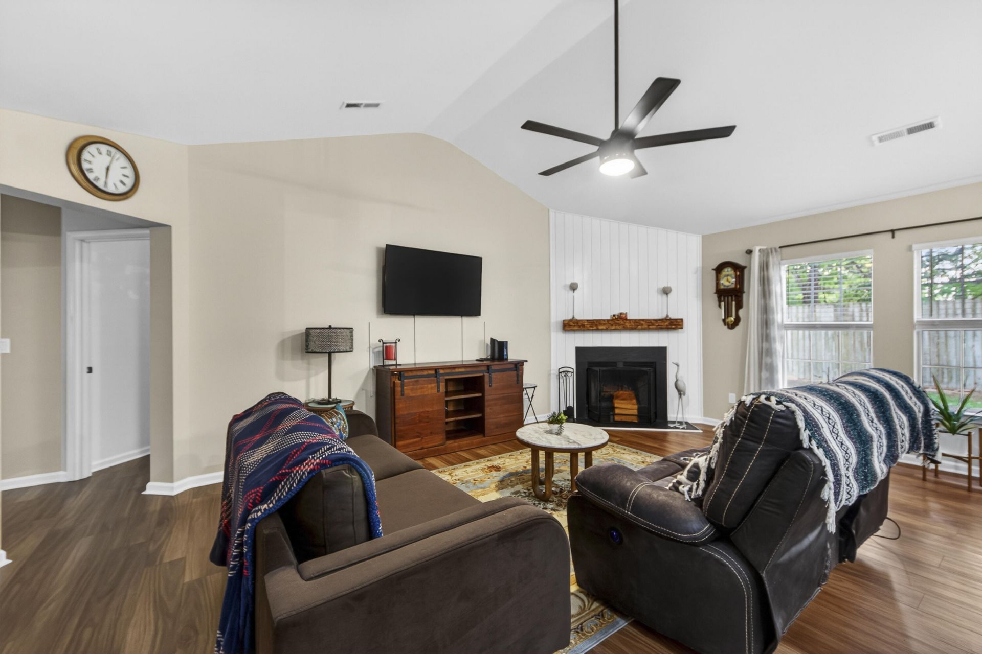 5252 Copley Circle Photo 21