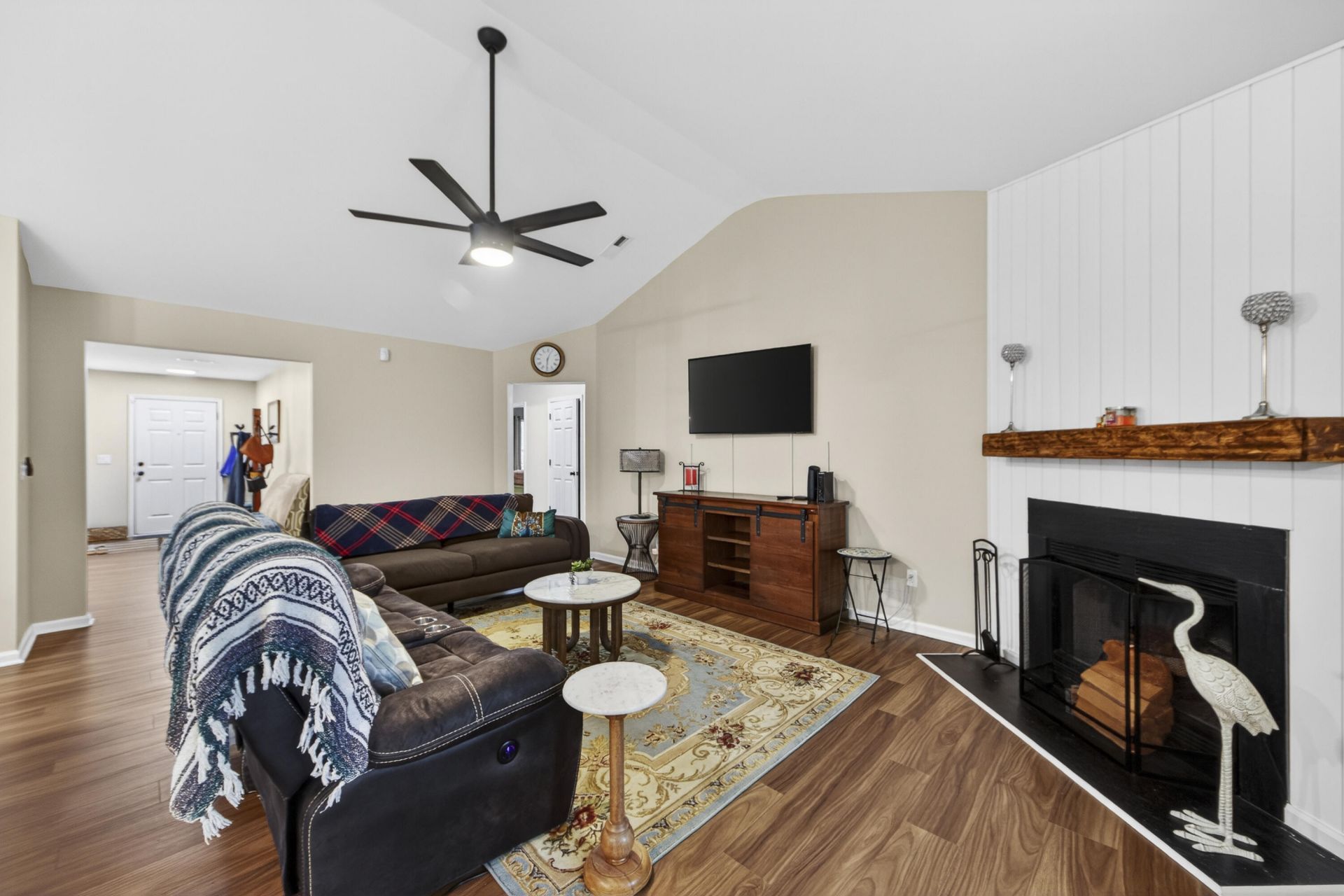 5252 Copley Circle Photo 23