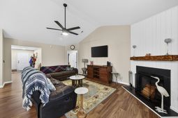 5252 Copley Circle photo 4