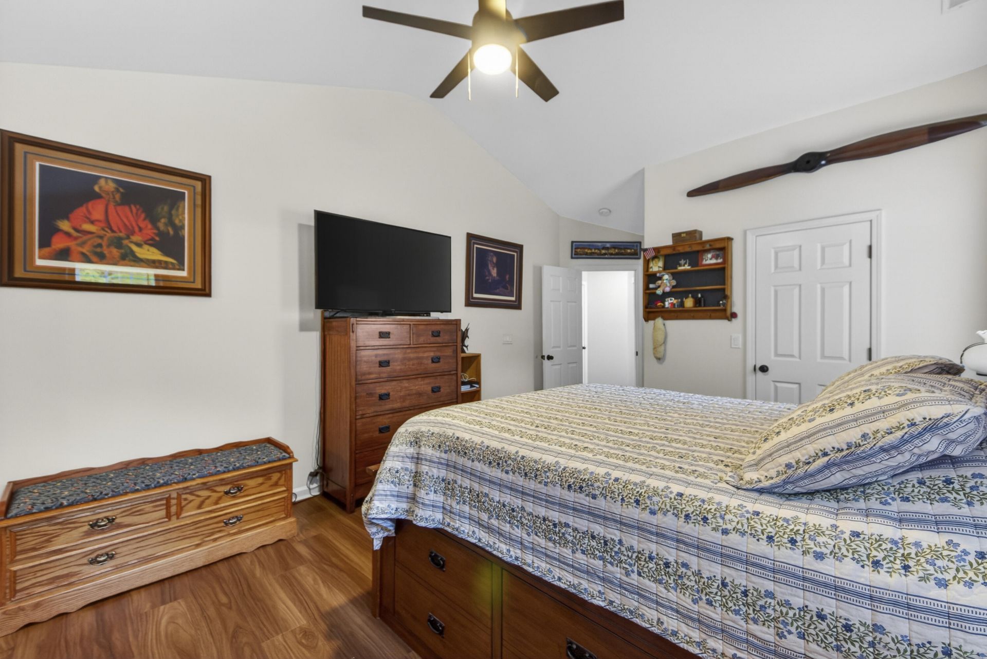 5252 Copley Circle Photo 33