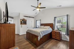 5252 Copley Circle photo 4