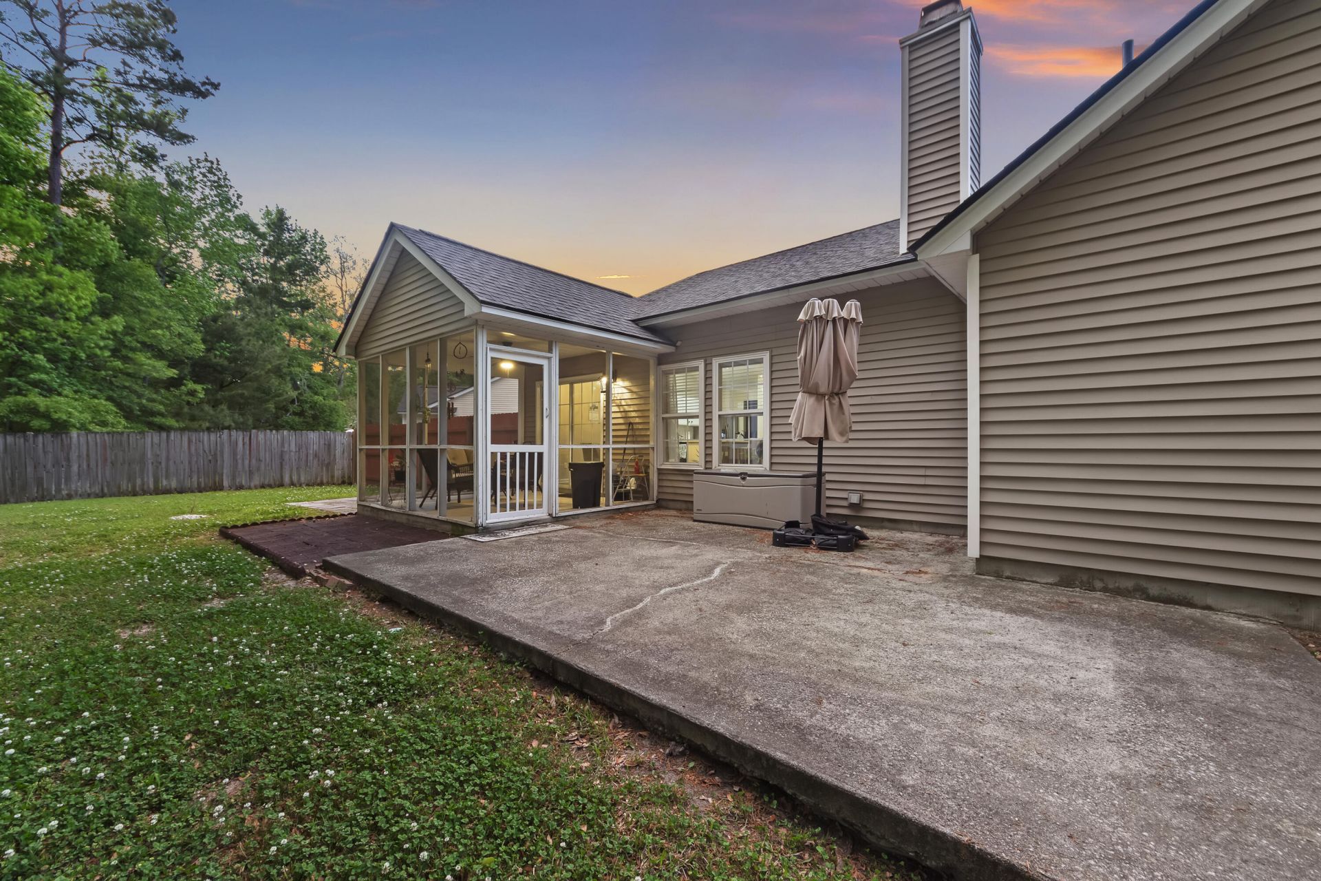 5252 Copley Circle Photo 7