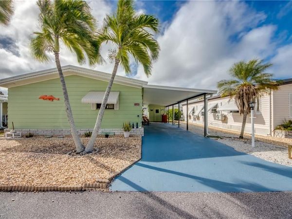 4955 Porky LN, ST. JAMES CITY, FL 33956