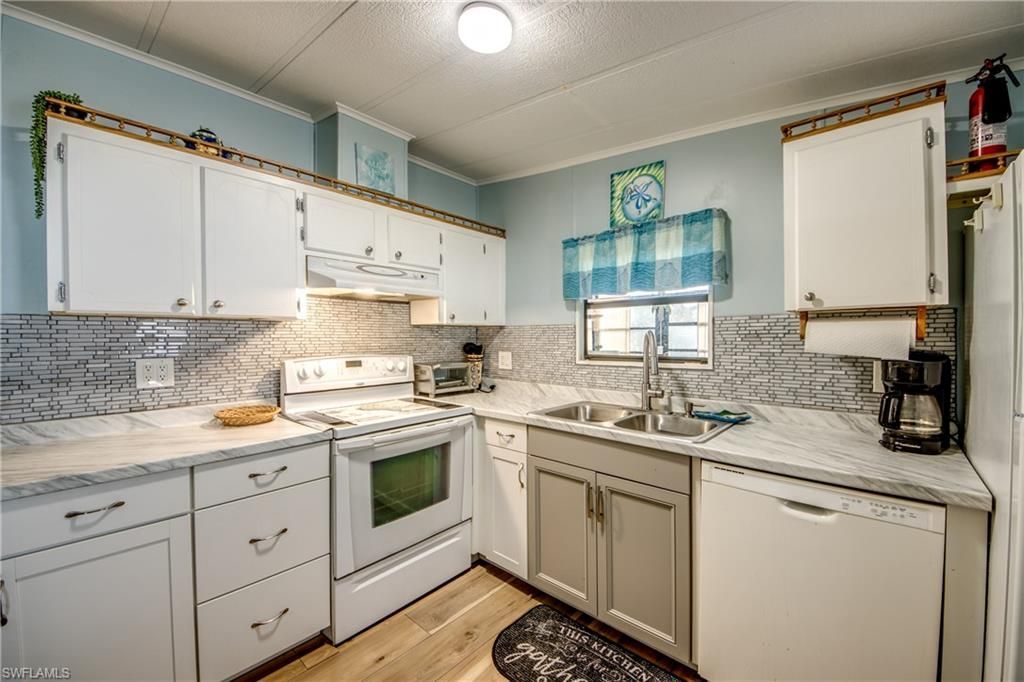 4955 Porky Ln, Saint James City, FL 33956 Photo