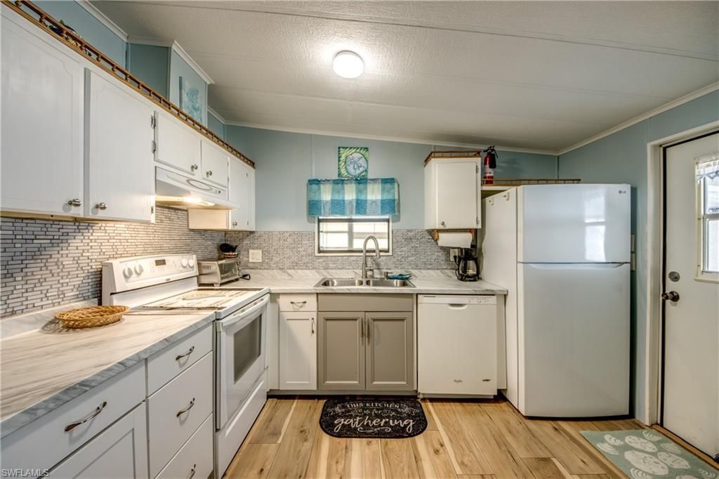 4955 Porky Ln, Saint James City, FL 33956 Photo