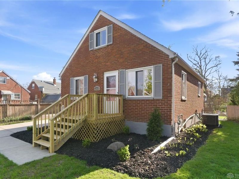 2504 Hazelwood Avenue, Kettering, OH 45419 Photo 3