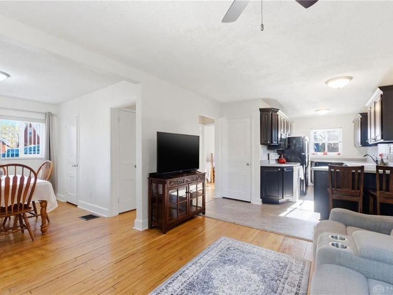 2504 Hazelwood Avenue, Kettering, OH 45419 Photo 4