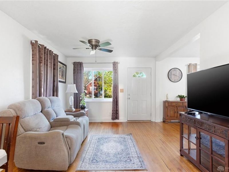 2504 Hazelwood Avenue, Kettering, OH 45419 Photo 5