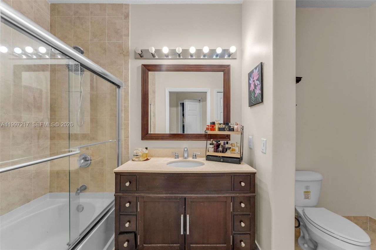 10012 NW 7th St, Unit 206, Miami, FL 33172 Photo