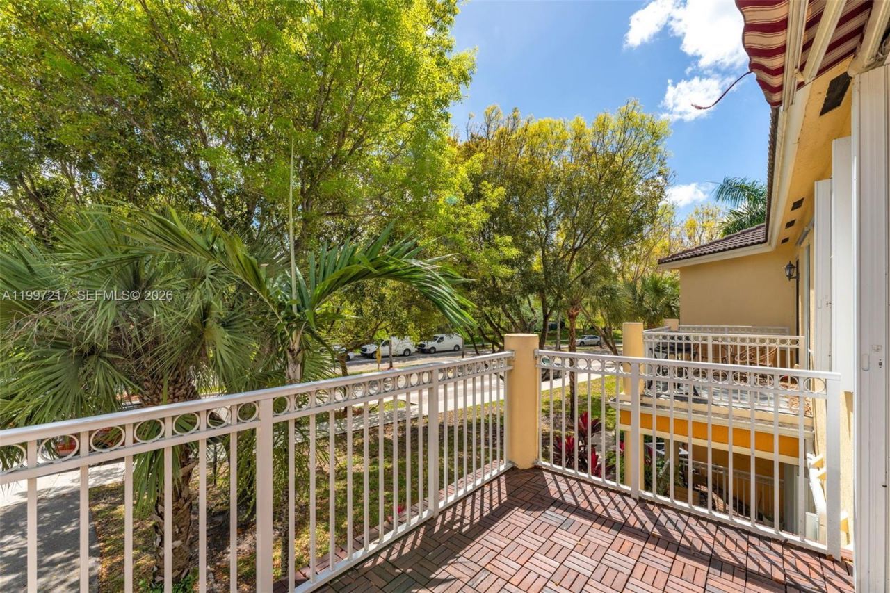 10012 NW 7th St, Unit 206, Miami, FL 33172 Photo