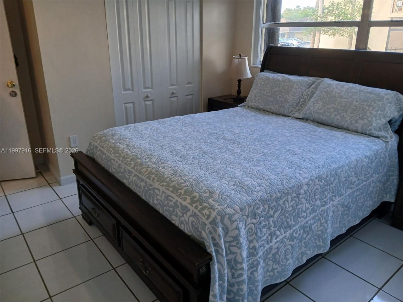 15659 SW 73rd Cir Ter, Unit 5-9, Miami, FL 33193 Photo