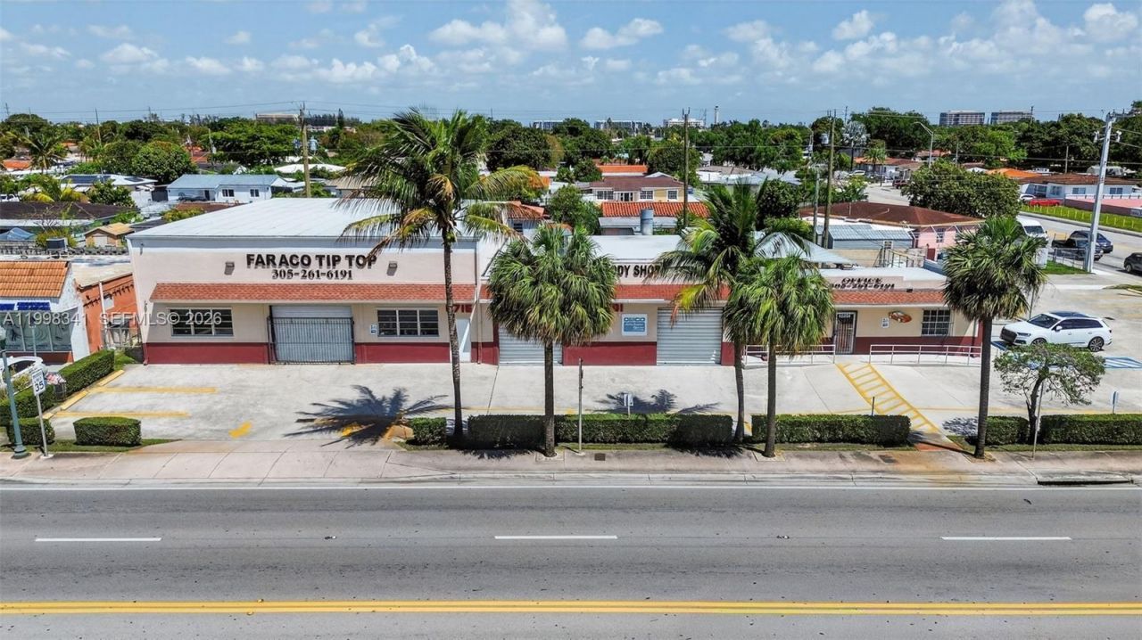 6701 SW 8th St , Miami, FL 33144 Photo