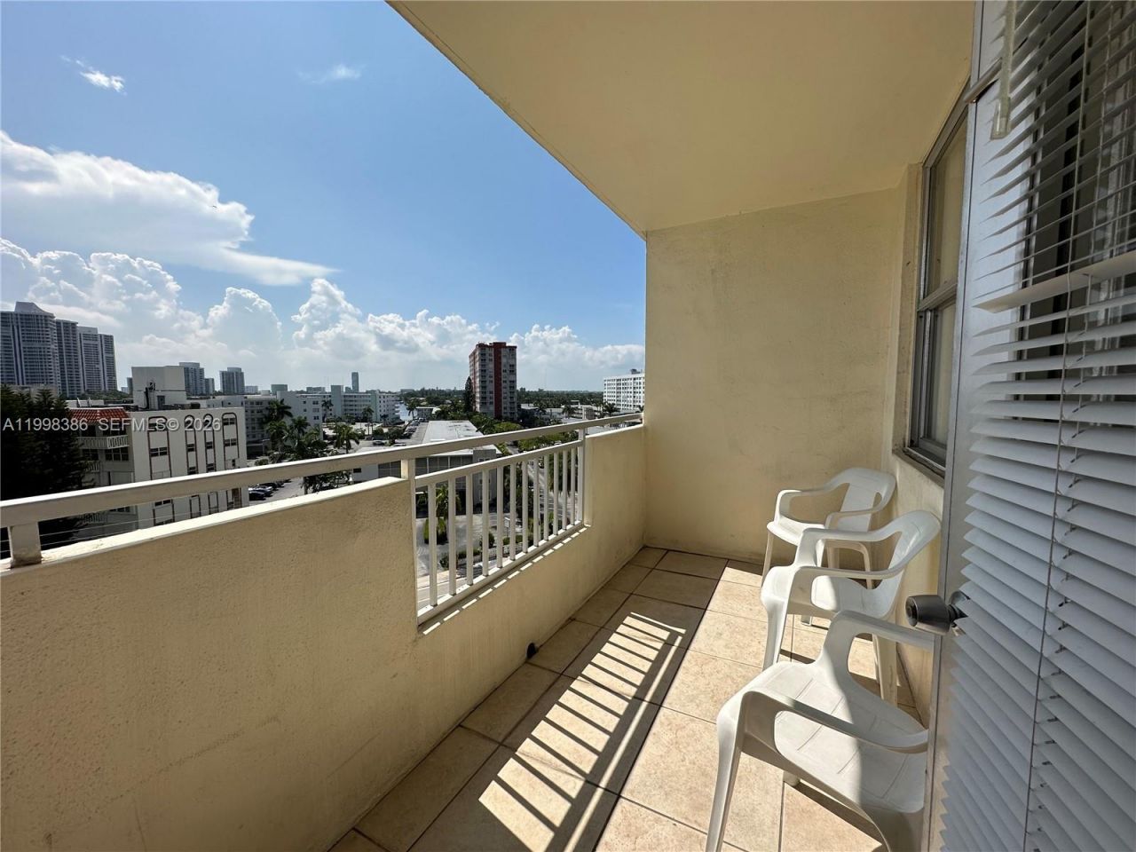 3180 S Ocean Dr, Unit 621, Hallandale Beach, FL 33009 Photo