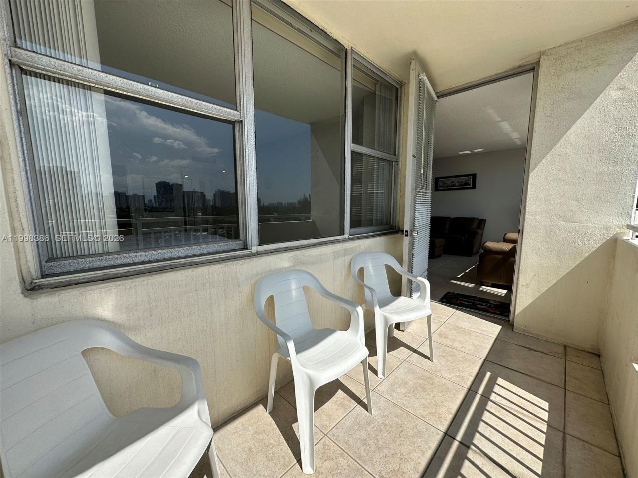 3180 S Ocean Dr, Unit 621, Hallandale Beach, FL 33009 Photo