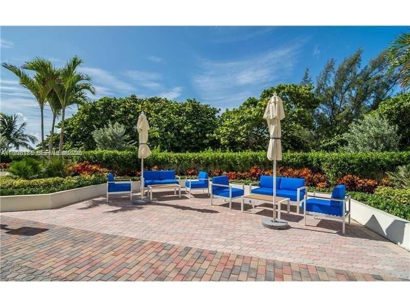 3180 S Ocean Dr, Unit 621, Hallandale Beach, FL 33009 Photo