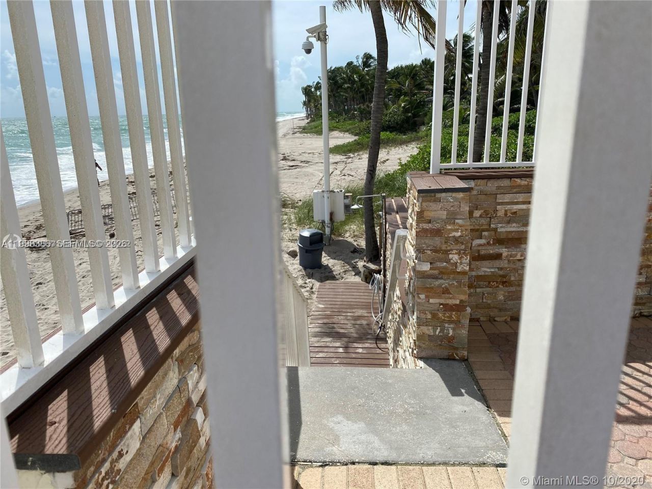 3180 S Ocean Dr, Unit 621, Hallandale Beach, FL 33009 Photo