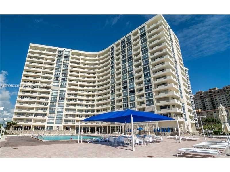 3180 S Ocean Dr, Unit 621, Hallandale Beach, FL 33009 Photo