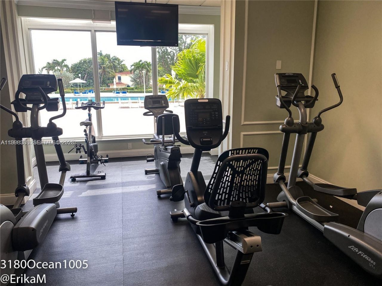 3180 S Ocean Dr, Unit 621, Hallandale Beach, FL 33009 Photo