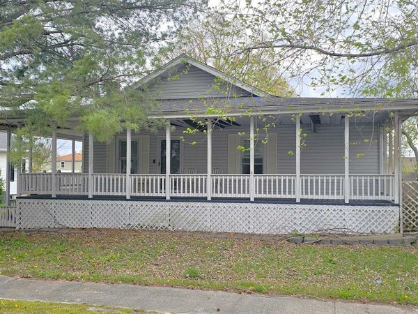 107 S 1ST Street, Marion, IL 62959