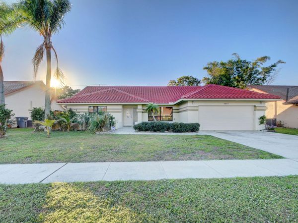 9697 Majestic Way, Boynton Beach, FL 33437